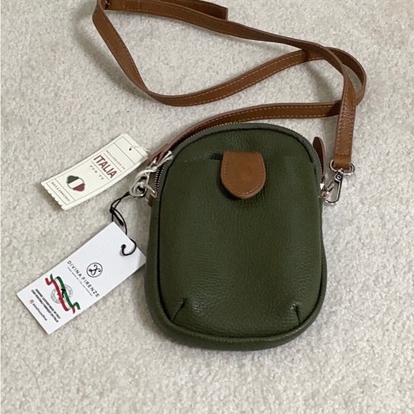 NWT, DIVNA FIRENZA, CROSSBODY LEATHER  BAG - Picture 4 of 16